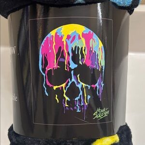 Howl-O-Scream Blanket